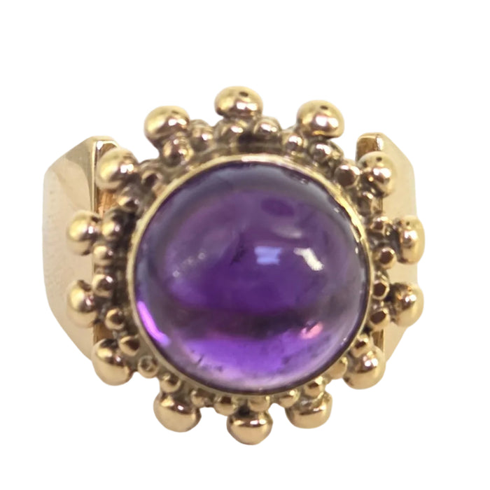 Vintage: 9ct Gold Round Cabochon Amethyst Cocktail Ring — From 1970