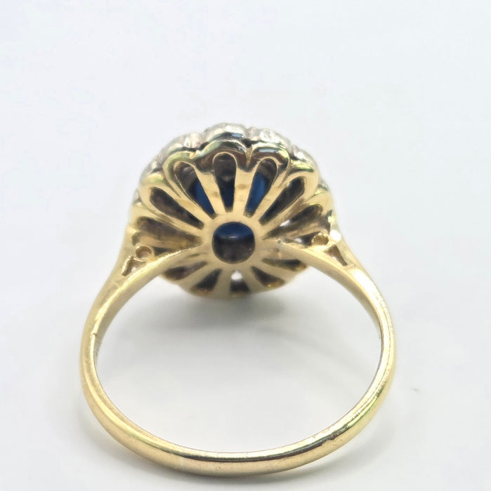 Vintage: 18ct Gold Sapphire & Diamond Oval Cluster Ring — 0.35ct