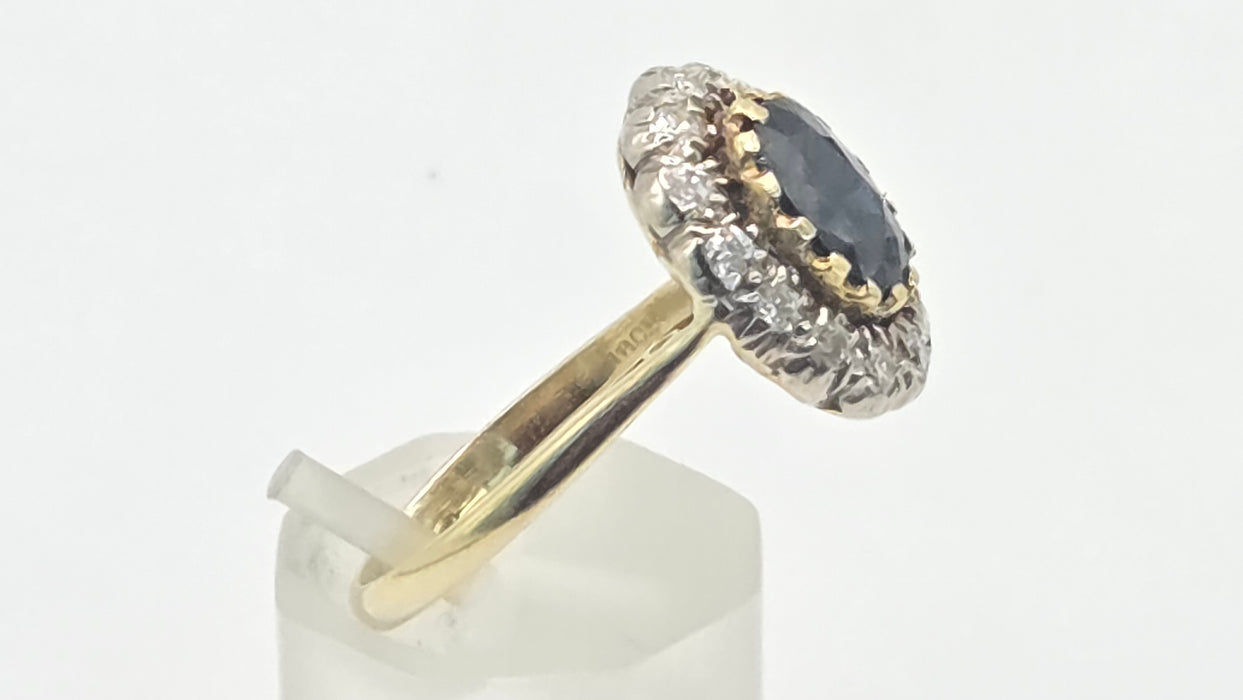 Vintage: 18ct Gold Sapphire & Diamond Oval Cluster Ring — 0.35ct