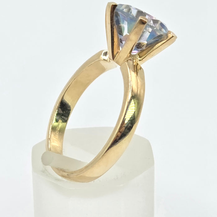 Vintage: 9ct Gold Colour-Change Sapphire Solitaire Ring
