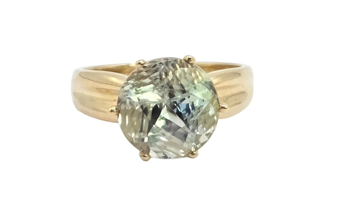Vintage: 9ct Gold Green Amethyst Solitaire Ring