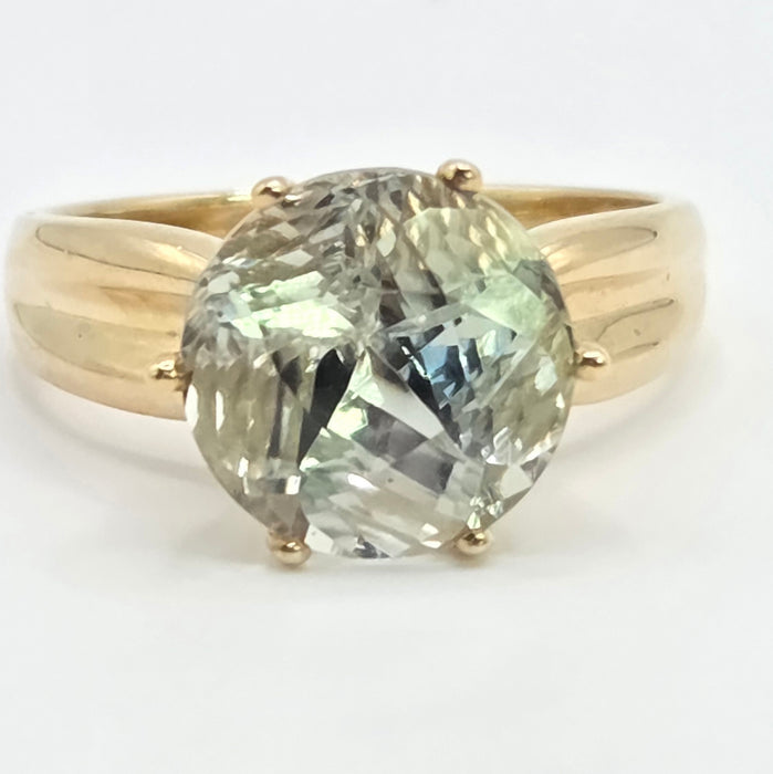 Vintage: 9ct Gold Green Amethyst Solitaire Ring