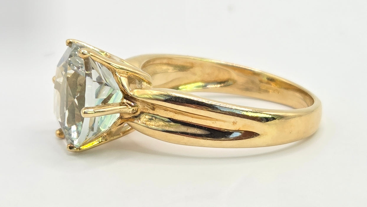Vintage: 9ct Gold Green Amethyst Solitaire Ring