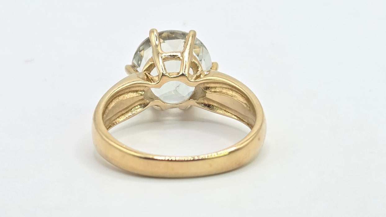 Vintage: 9ct Gold Green Amethyst Solitaire Ring