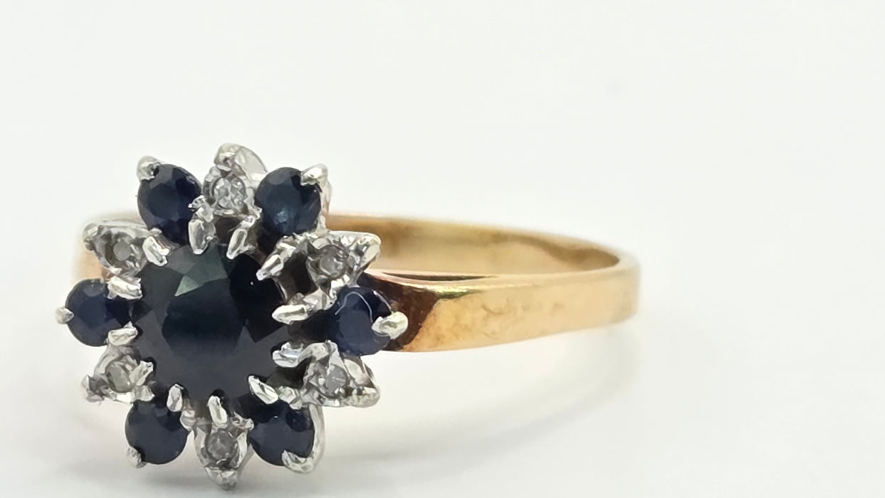 Vintage: 9ct Gold Sapphire & Diamond Flower Cluster Ring — From 1983