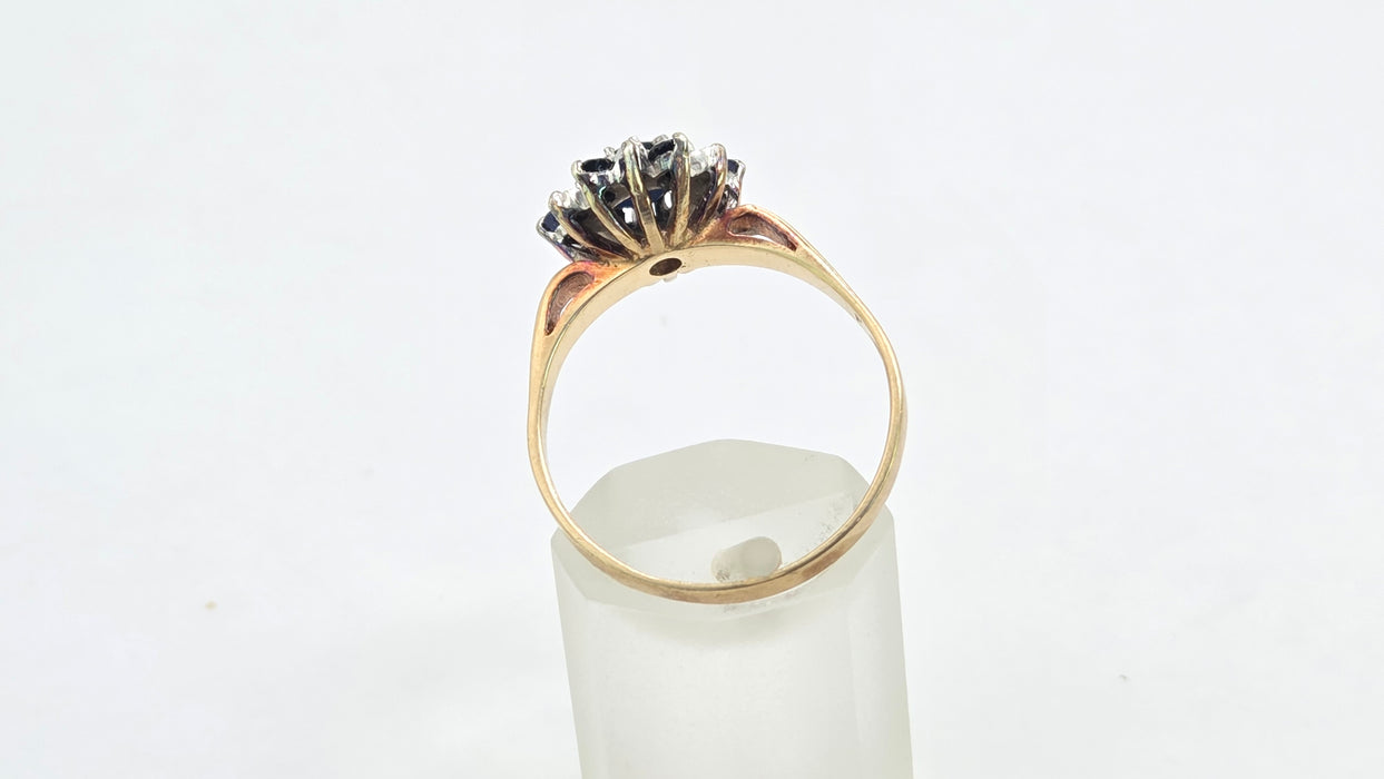 Vintage: 9ct Gold Sapphire & Diamond Flower Cluster Ring — From 1983