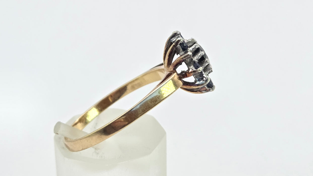 Vintage: 9ct Gold Sapphire & Diamond Flower Cluster Ring — From 1983