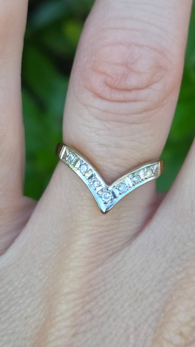 Vintage: 18ct Yellow Gold Seven Diamond Wishbone Ring — From 1978