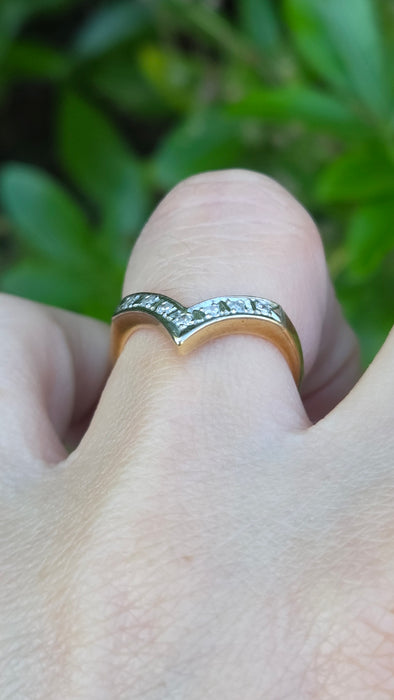 Vintage: 18ct Yellow Gold Seven Diamond Wishbone Ring — From 1978