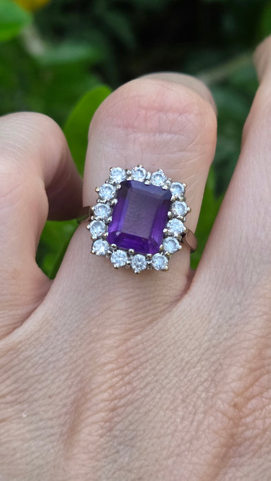 Vintage: 9ct Yellow Gold Amethyst & Simulated Diamond Ring