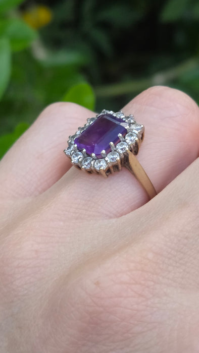 Vintage: 9ct Yellow Gold Amethyst & Simulated Diamond Ring