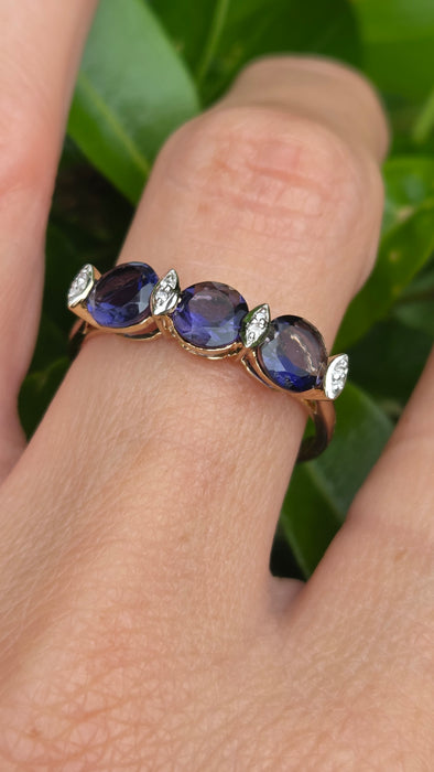 Vintage: 9ct Gold Iolite & Diamond Ring