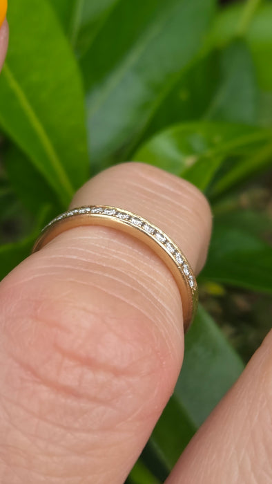 Vintage: 18ct Yellow Gold Diamond Half Eternity Ring