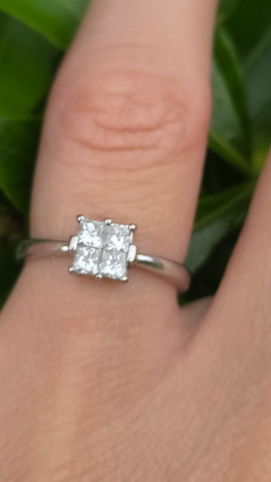 Vintage: 18ct White Gold Four Stone Princess Cut Diamond Square Ring — 0.40ct
