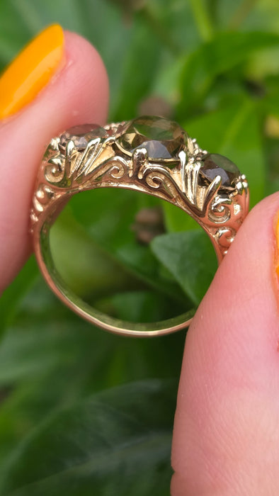 Vintage: 9ct Yellow Gold Golden Citrine Trilogy Ring