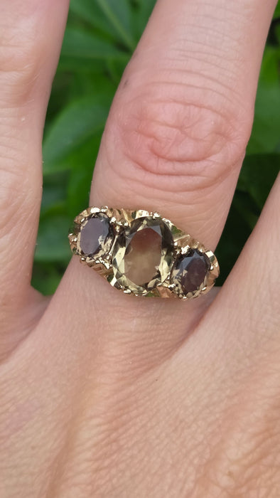 Vintage: 9ct Yellow Gold Golden Citrine Trilogy Ring