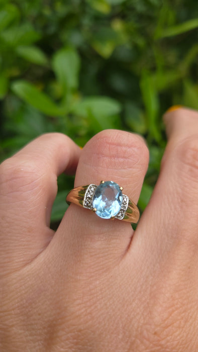 Vintage: 9ct Yellow Gold Swiss Blue Topaz & Diamond Cocktail Ring