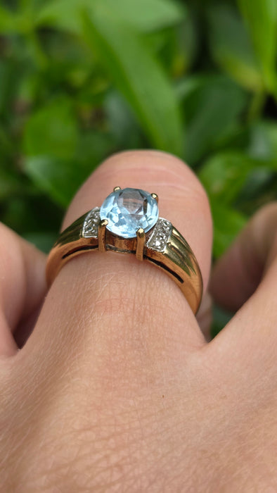 Vintage: 9ct Yellow Gold Swiss Blue Topaz & Diamond Cocktail Ring
