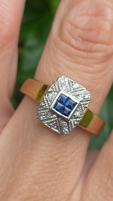 Vintage: 9ct Yellow Gold Art Deco Style Sapphire & Diamond Statement Ring