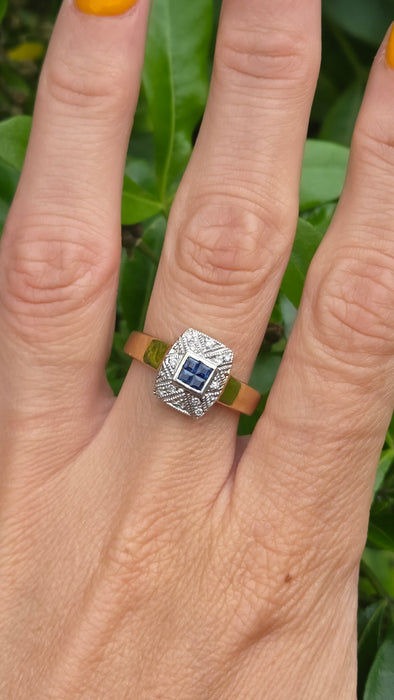 Vintage: 9ct Yellow Gold Art Deco Style Sapphire & Diamond Statement Ring
