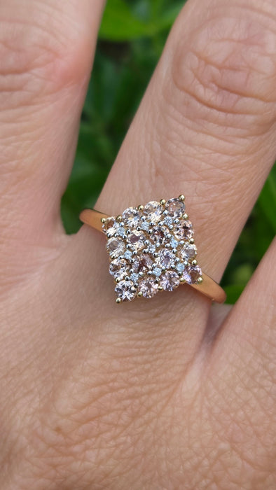 Vintage: 9ct Yellow Gold Morganite & White Spinel Cluster Ring
