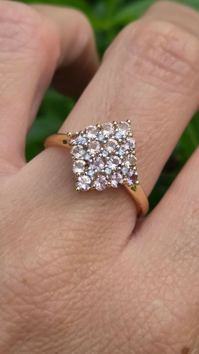 Vintage: 9ct Yellow Gold Morganite & White Spinel Cluster Ring