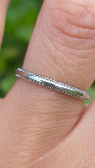 Vintage: Tiffany & Co. Platinum Milgrain Wedding Band Ring