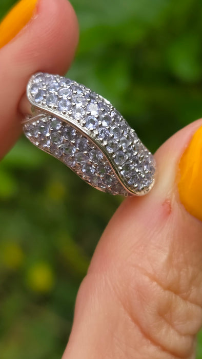 Vintage: 9ct White Gold Tanzanite Pavé Abstract Cocktail Ring