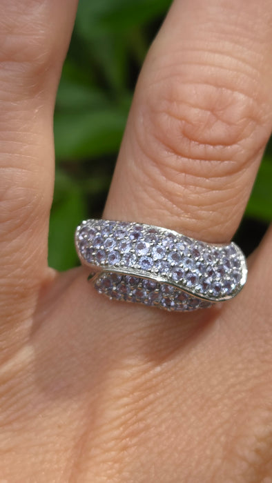 Vintage: 9ct White Gold Tanzanite Pavé Abstract Cocktail Ring