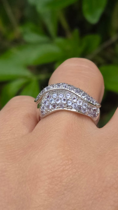 Vintage: 9ct White Gold Tanzanite Pavé Abstract Cocktail Ring