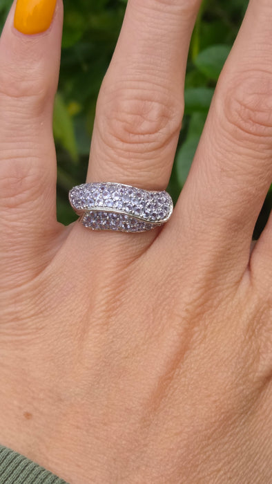 Vintage: 9ct White Gold Tanzanite Pavé Abstract Cocktail Ring