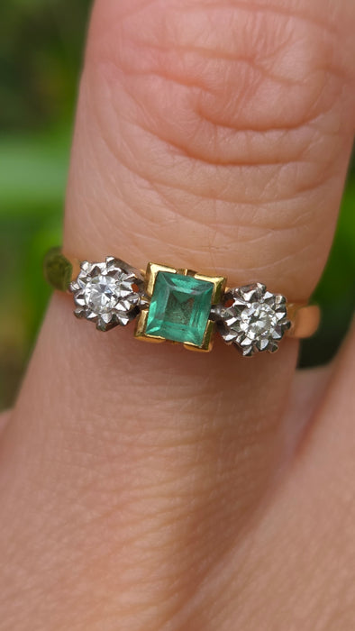 Vintage: 18ct Gold Emerald & Diamond Three-Stone Ring