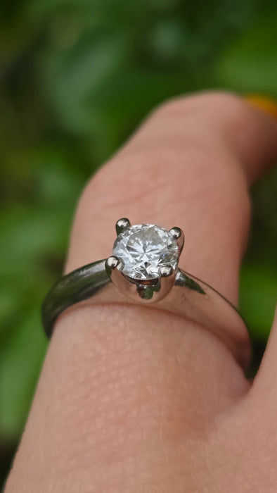 Vintage: 18ct White Gold Diamond Solitaire Ring — 0.50ct