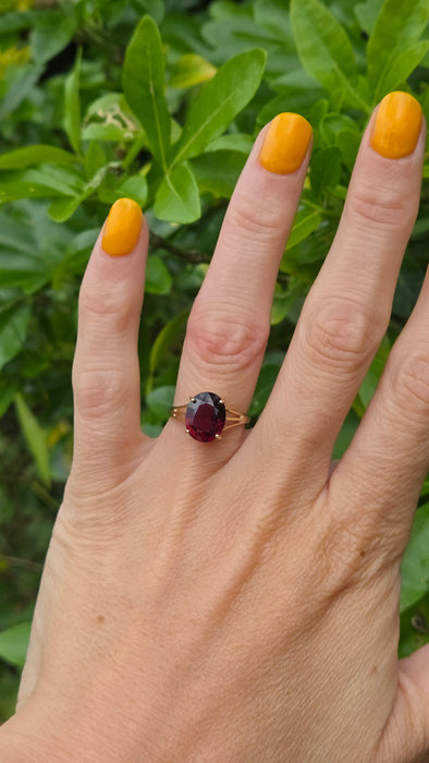 Vintage: 9ct Yellow Gold Almandine Garnet Cluster Dress Ring