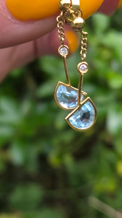 Vintage: 18ct Gold Azure Blue Topaz & Diamond Stud Drop Earrings
