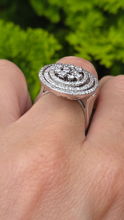 Modern: 18ct White Gold Diamond Concentric Dress Ring — 1.00ct