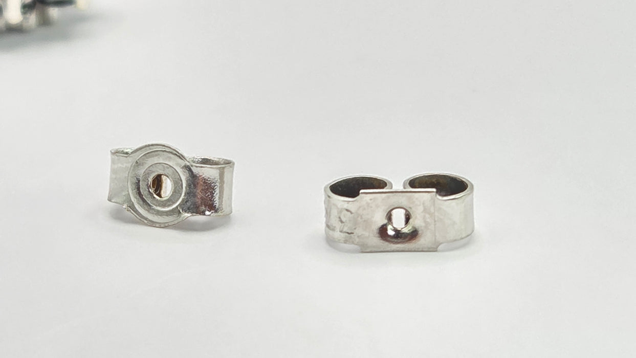 Vintage: 9ct White Gold Sapphire & Diamond Floral Cluster Stud Earrings — From 1979