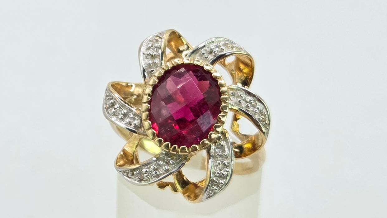 Vintage: 9ct Yellow Gold Rubellite & Diamond Dress Ring