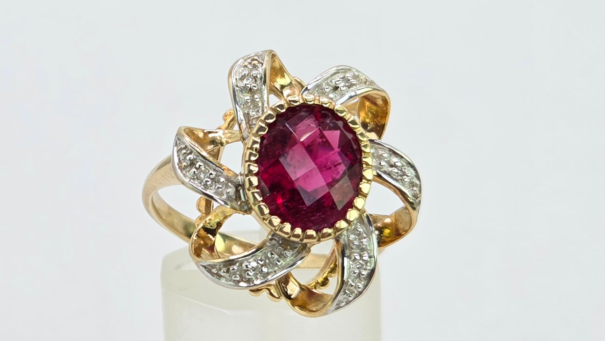 Vintage: 9ct Yellow Gold Rubellite & Diamond Dress Ring