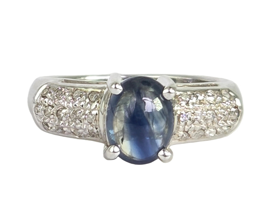 Vintage: 9ct White Gold Cabochon Sapphire & Diamond Ring