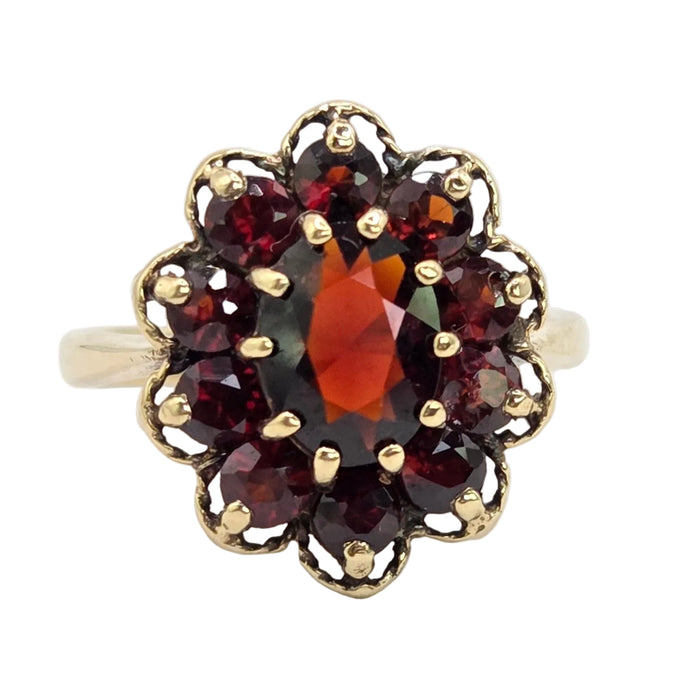 Vintage: 9ct Yellow Gold Garnet Flower Head Cluster Ring — From 1975