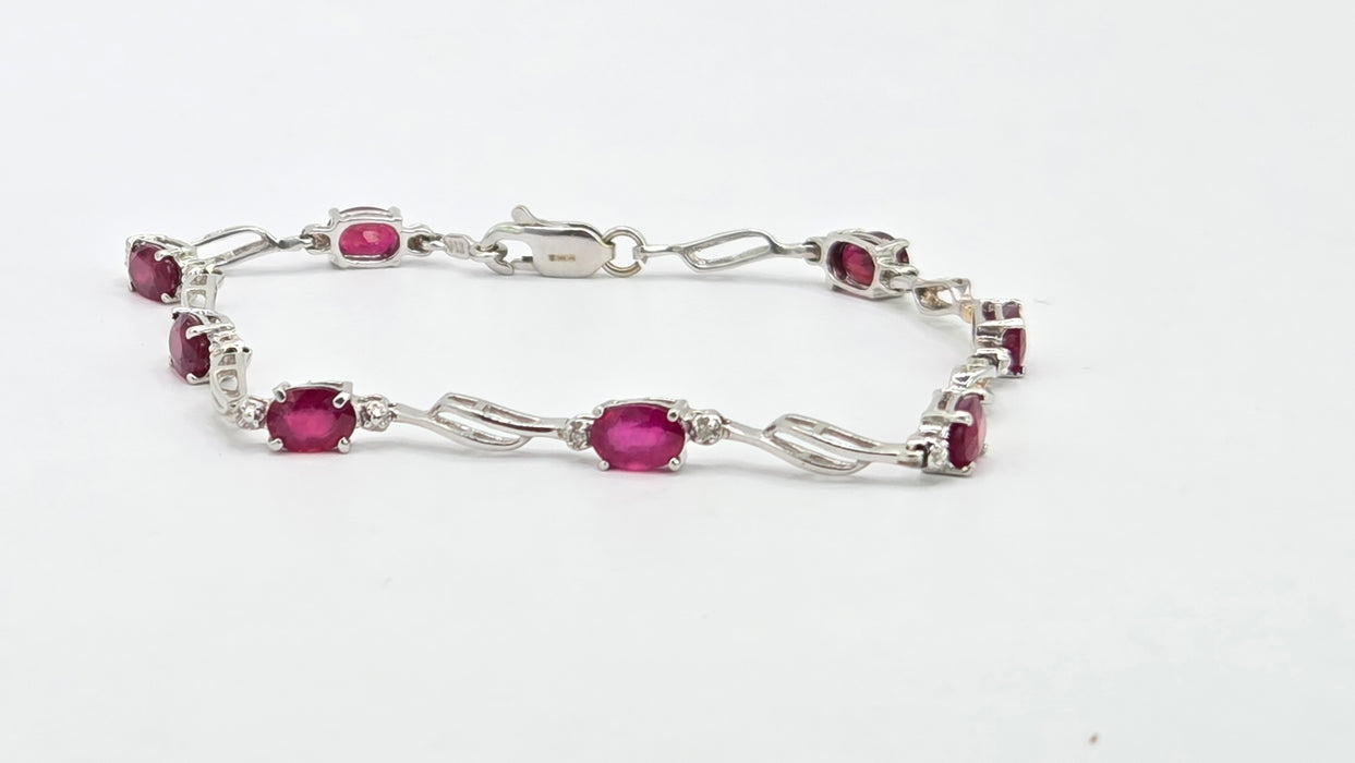 Vintage: 14ct White Gold Ruby & Diamond Bracelet