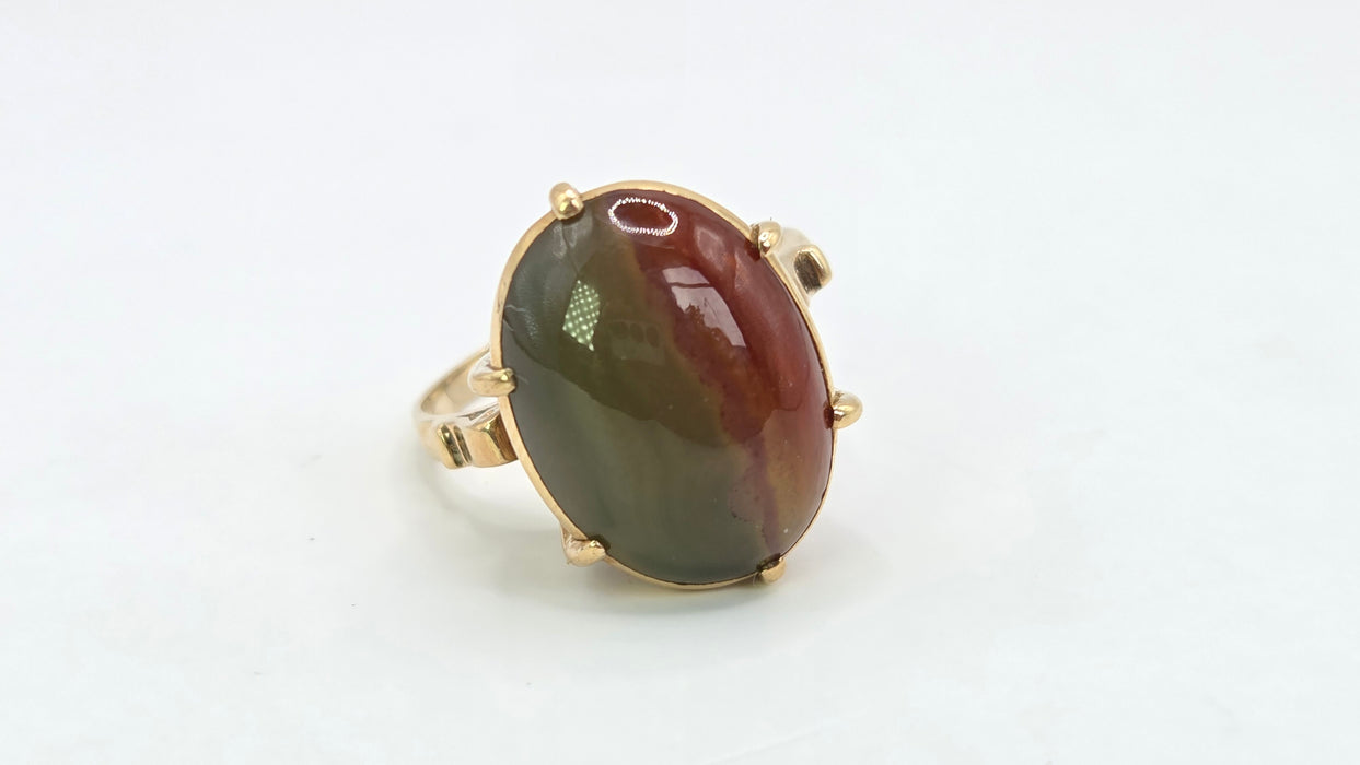 Vintage: 9ct Yellow Gold Green & Red Agate Signet Ring — From 1979