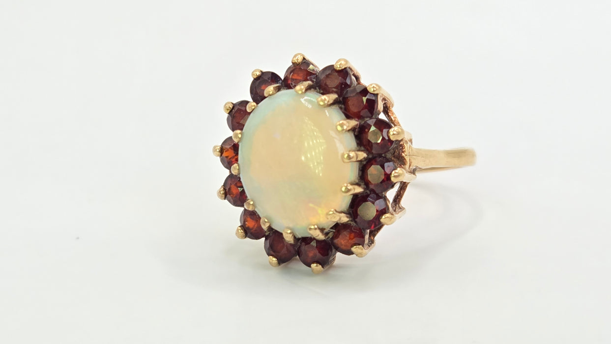 Vintage: 9ct Yellow Gold Opal & Garnet Oval Cluster Ring