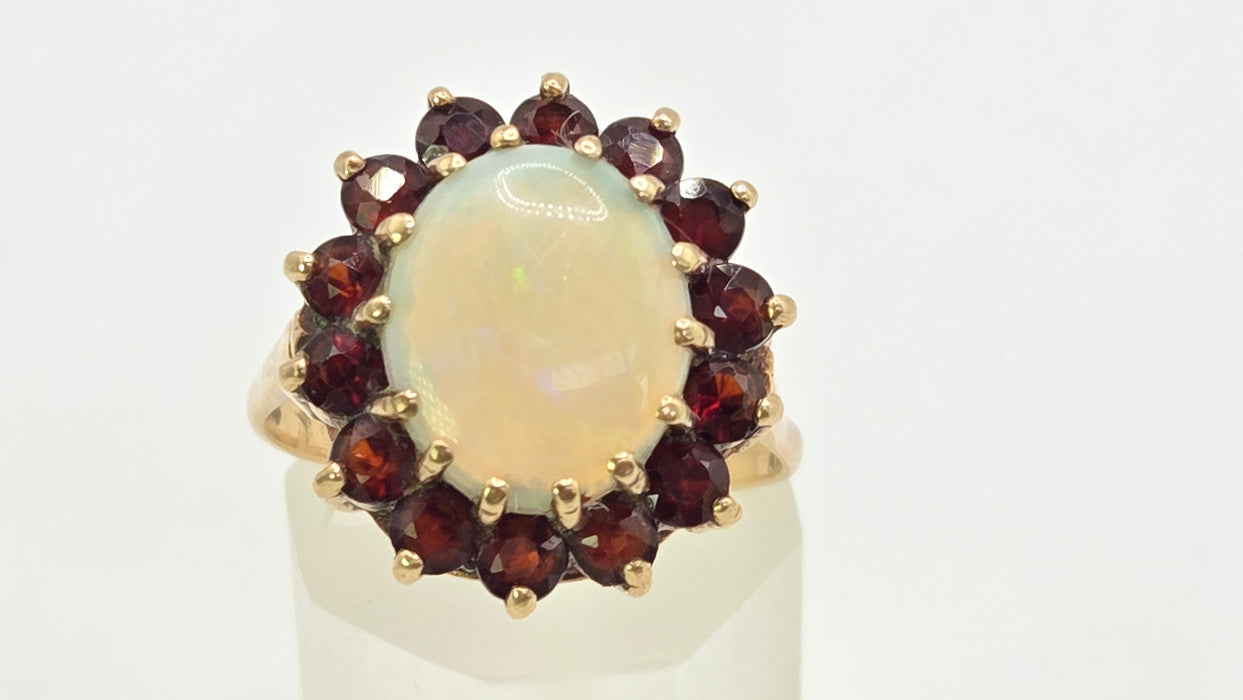 Vintage: 9ct Yellow Gold Opal & Garnet Oval Cluster Ring