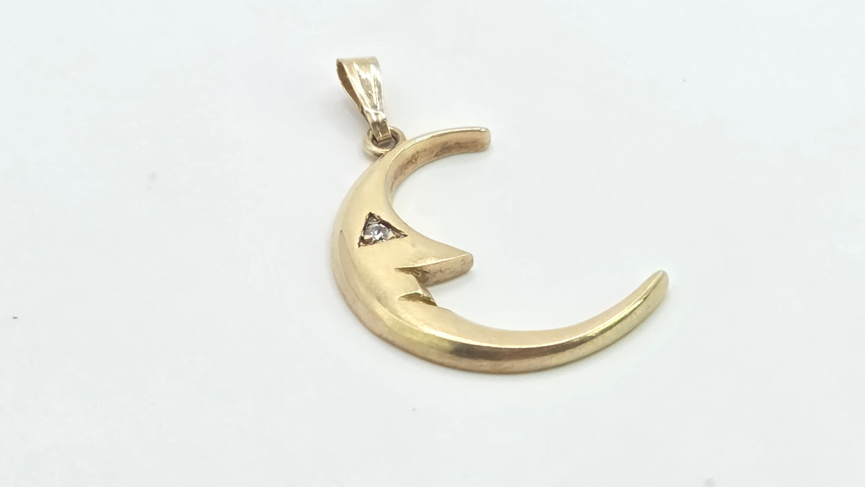 Vintage: 9ct Yellow Gold Man in the Moon Crescent Pendant — From 1993