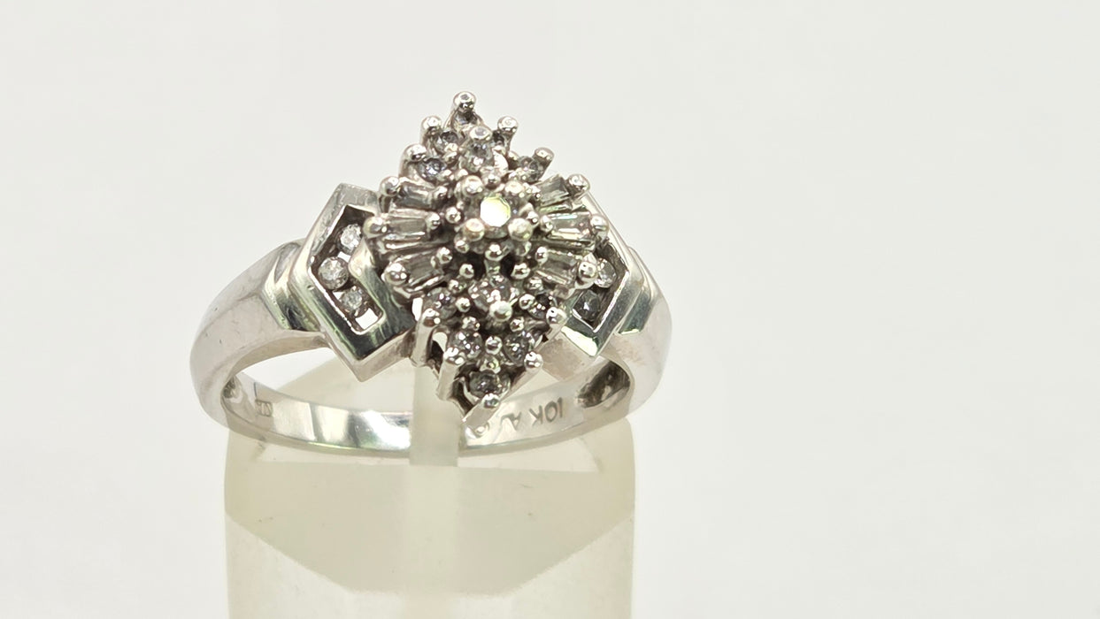 Vintage: 9ct White Gold Diamond Lozenge Cluster Ring
