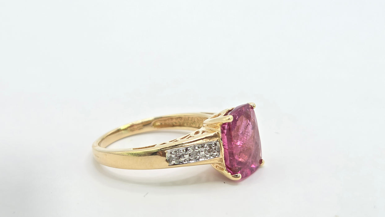 Vintage: 14ct Yellow Gold Rubellite & Diamond Dress Ring