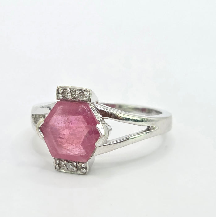 Vintage: 9ct White Gold Ruby & Diamond Ring