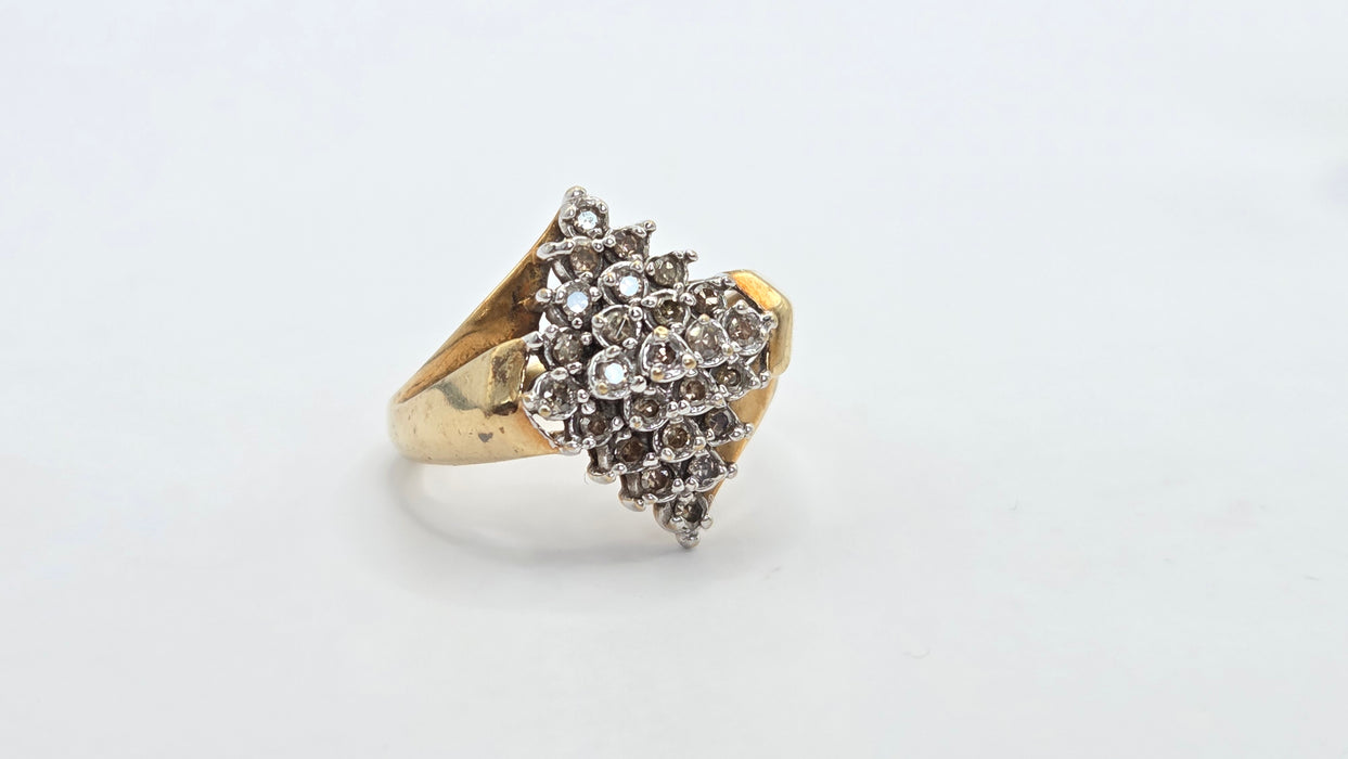 Vintage: 9ct Yellow Gold Diamond Signet Cluster Ring